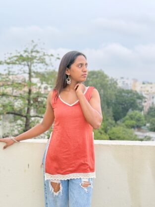 Zehra Lace Kurti